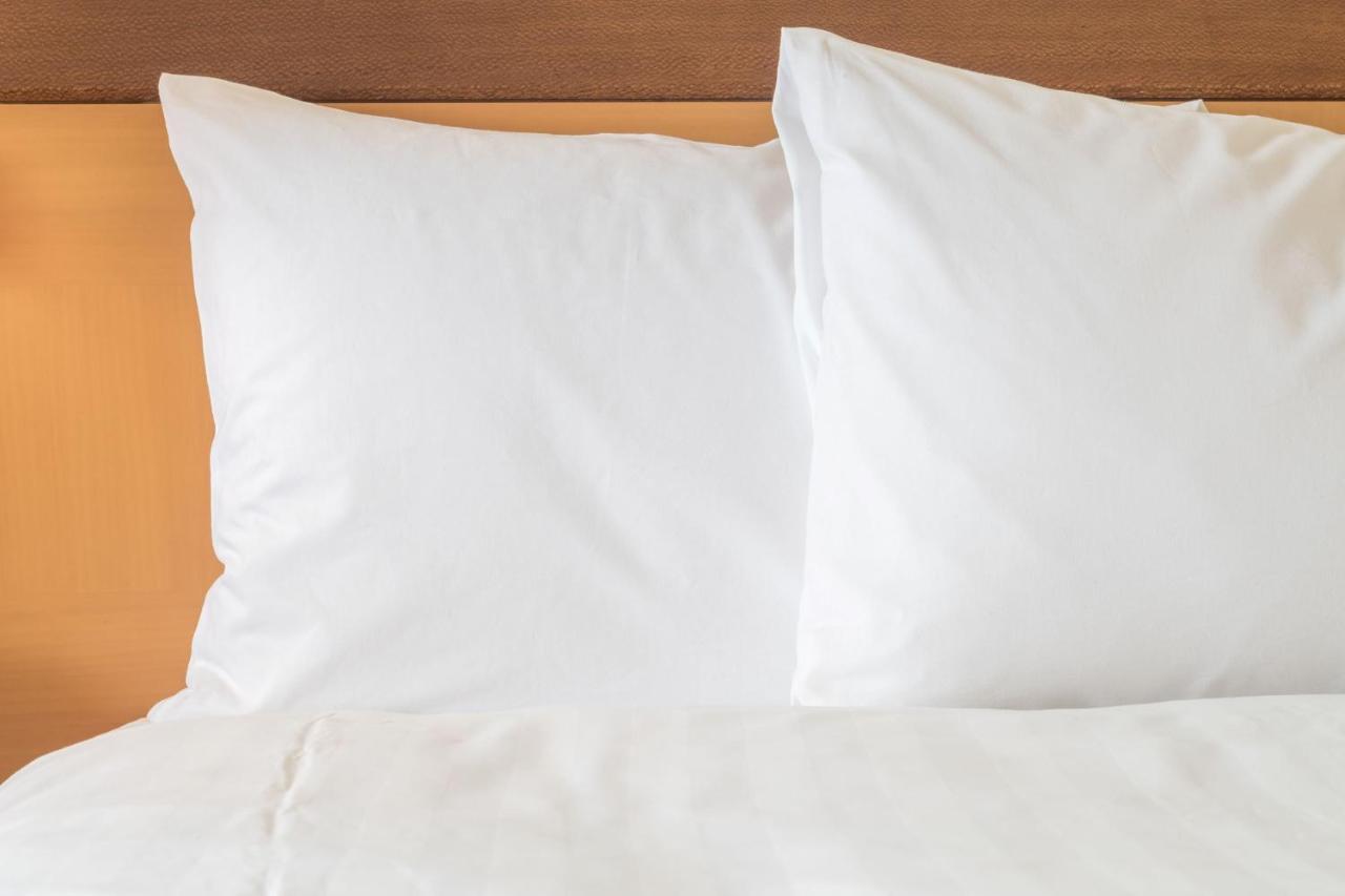 Holiday Inn Express Hotel & Suites Manteca By Ihg Екстериор снимка